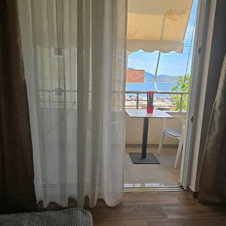 Leonel Apartment